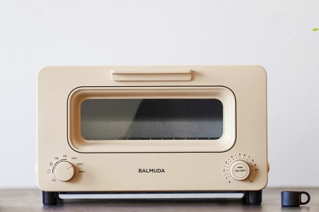 全台限量獨家「奶茶色」蒸氣烤麵包機！日本BALMUDA推出2代設計，超狂亮點這裡看